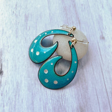 Load image into Gallery viewer, Turquoise enamel fish hook earrings with bubbles - Geometric