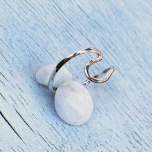 Load image into Gallery viewer, Sterling silver wave ring